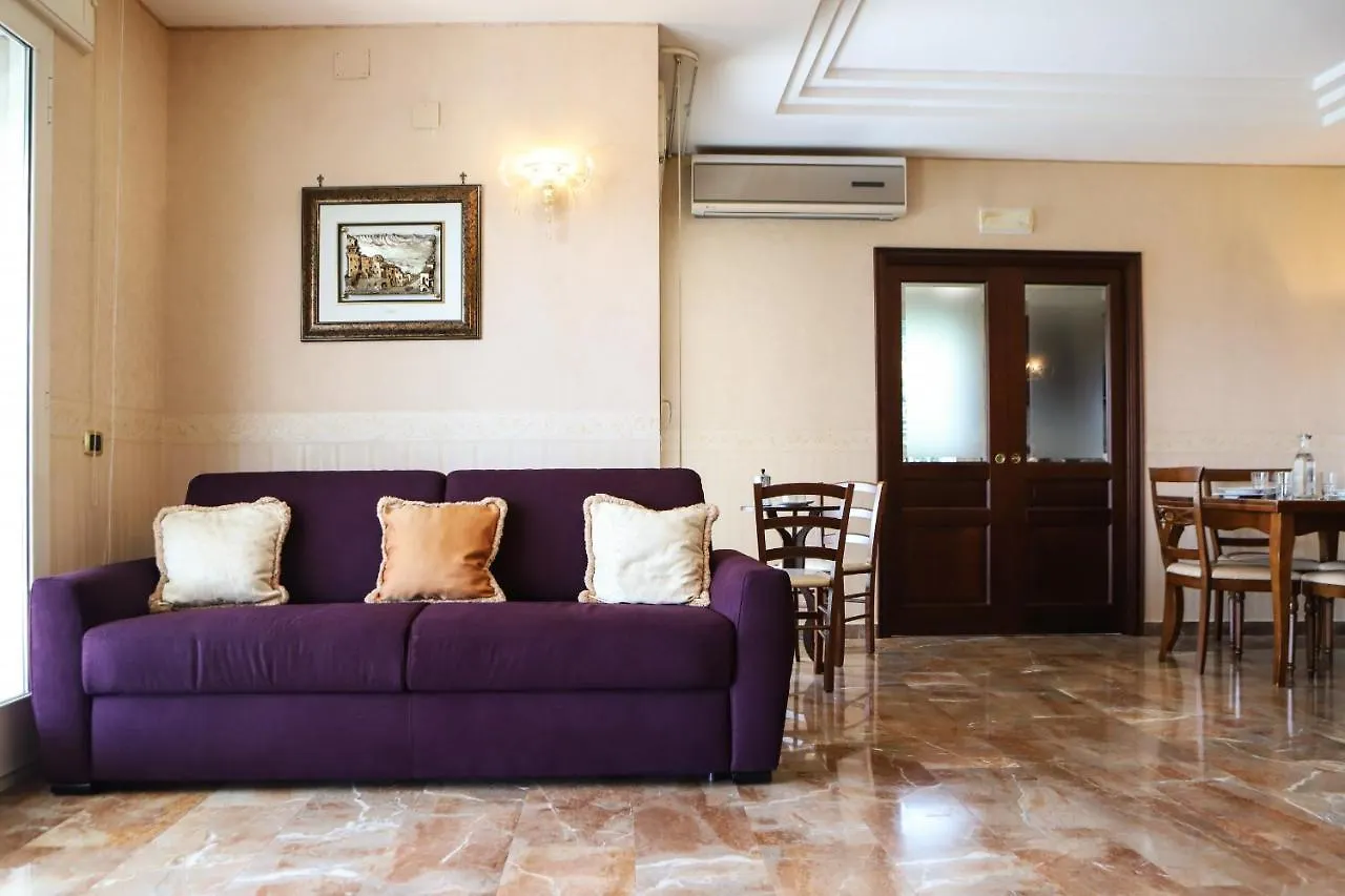 Appartamento Con Terrazzo A Capodimonte By Wonderful Italy Naples Apartment