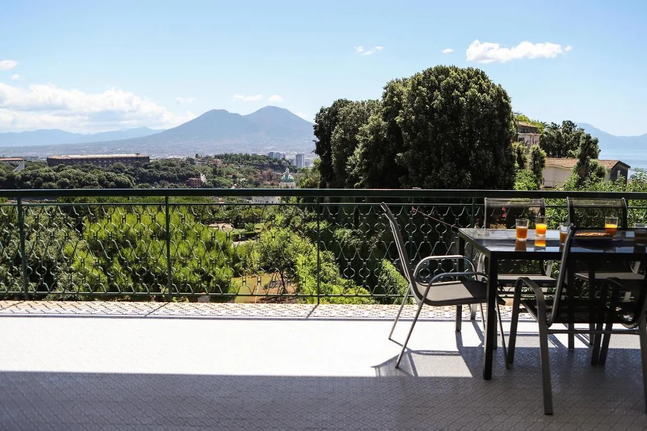 Appartamento Con Terrazzo A Capodimonte By Wonderful Italy Naples Apartment